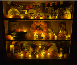 Día de Los Muertos Alter